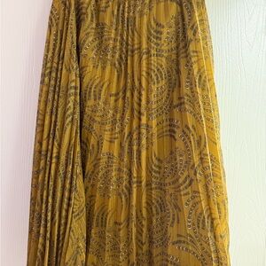 Ann Taylor Gold Patterned Midi Skirt